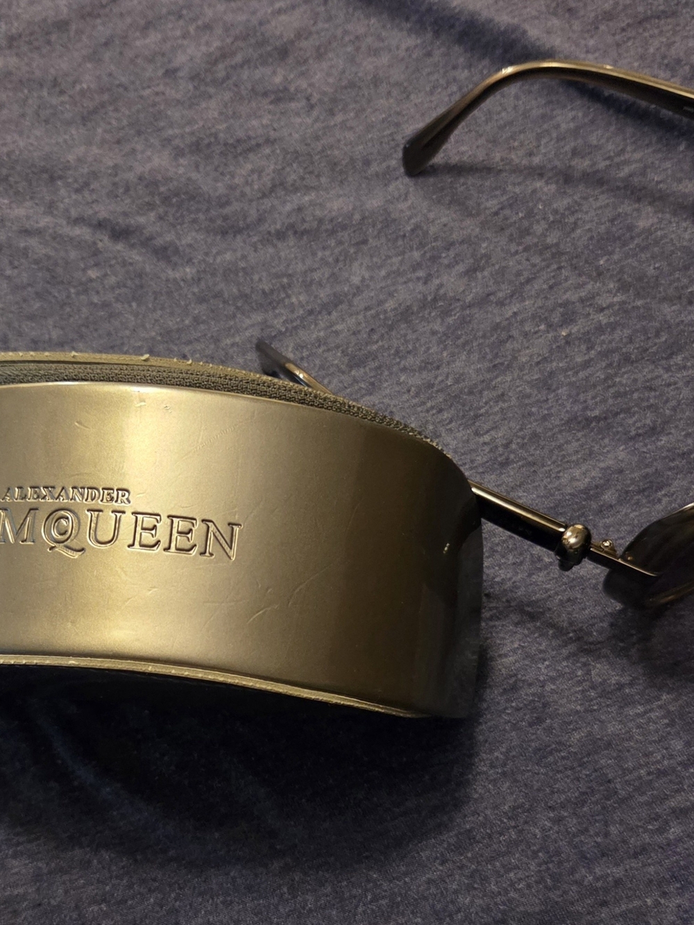 Alexander McQueen Sunglasses Case in Metallic Silver